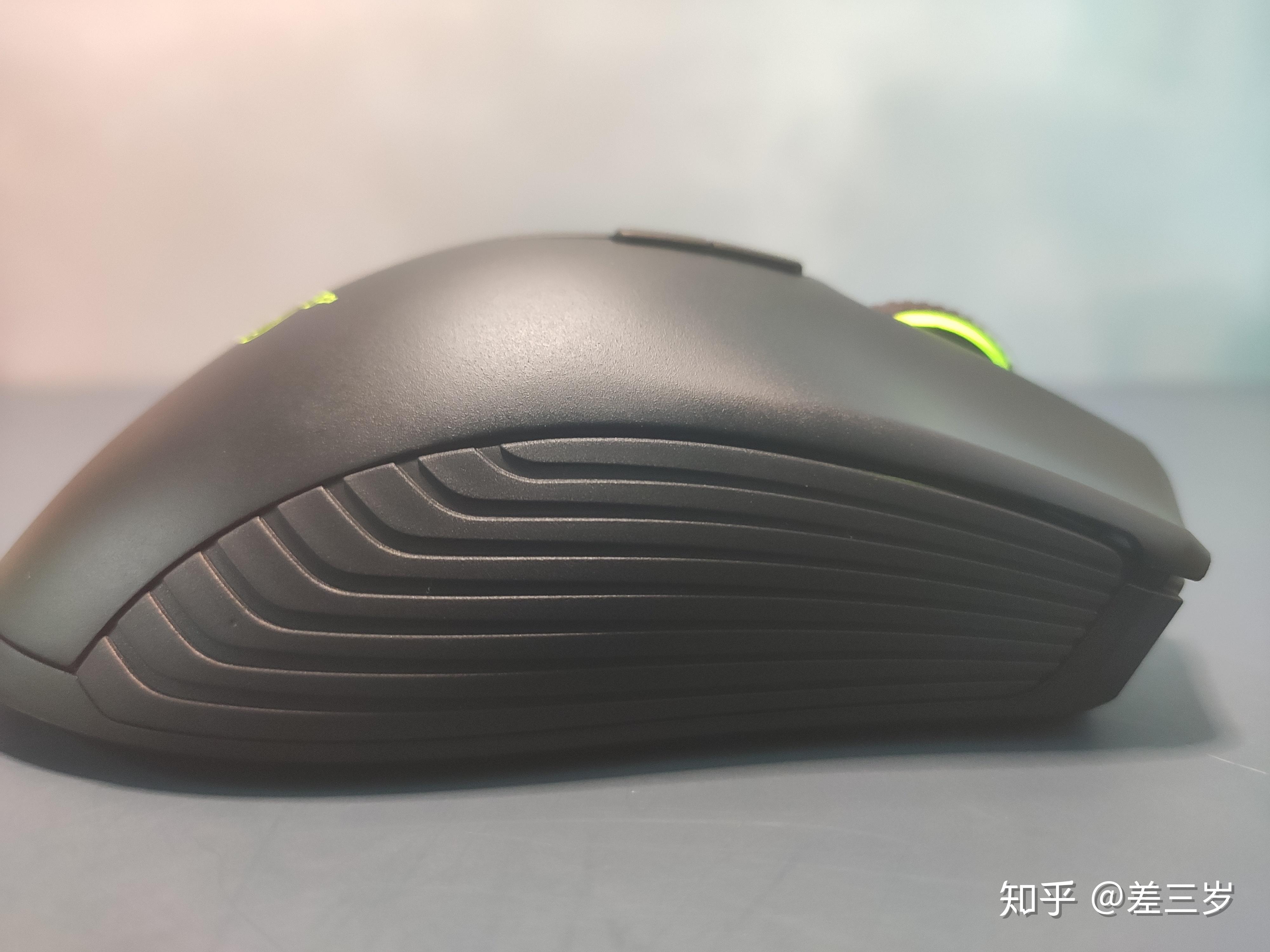 手长重量鼠标分类_鼠标连点器官方下载_鼠标选购指南